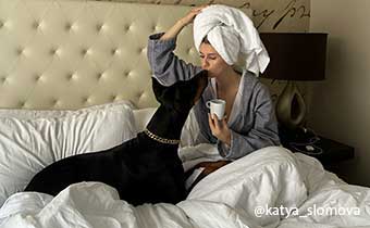 Hotel George guest relaxes with her pet